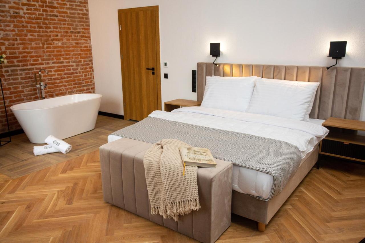 Hotel Teatr Krakkó Kültér fotó